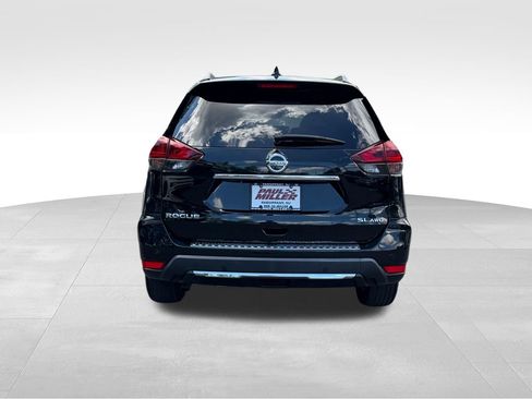 Used 2019 Nissan Rogue SL w/ Premium Package AWD/4WD image 8