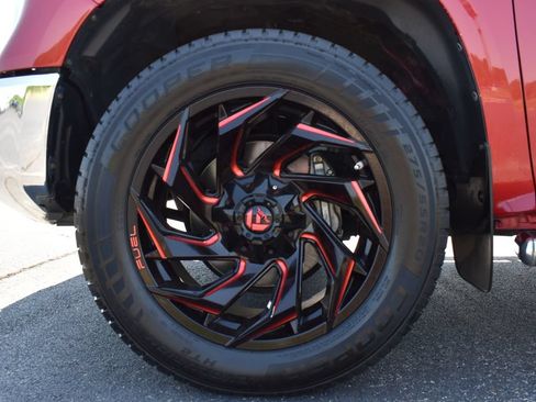 Used 2017 Toyota Tundra SR5 w/ SR5 Upgrade Package RWD image 12