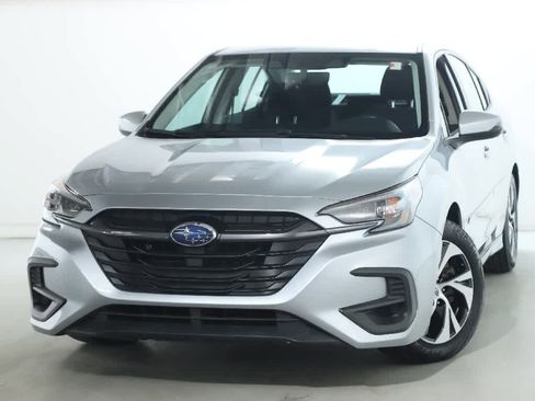 Used 2023 Subaru Legacy Premium image 3