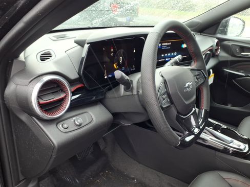 New 2026 Chevrolet Trax RS FWD image 20