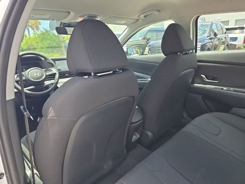 New 2026 Hyundai Elantra SE FWD image 19