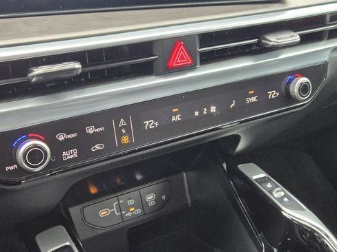 New 2026 Kia Sorento SX image 14