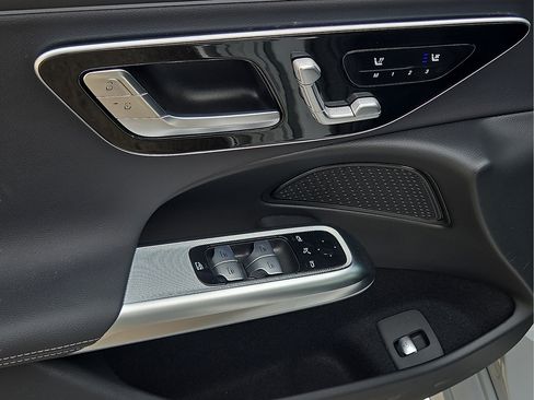 New 2026 Mercedes-Benz E 450 4MATIC Sedan image 17