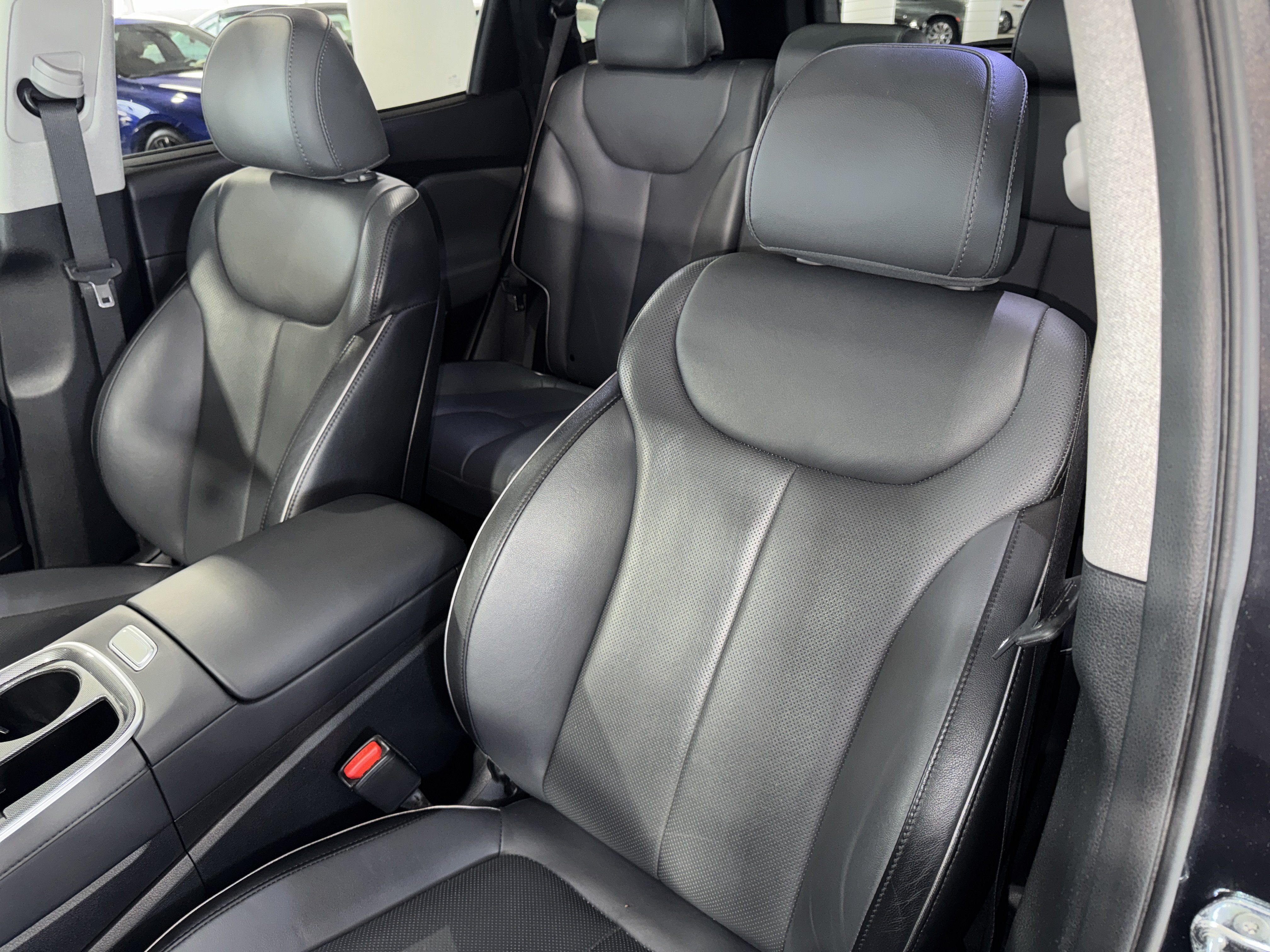 Used 2022 Hyundai Santa Fe Limited FWD image 35