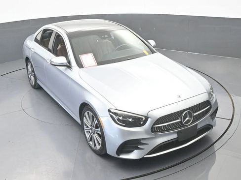 Used 2021 Mercedes-Benz E 450 4MATIC Sedan image 56