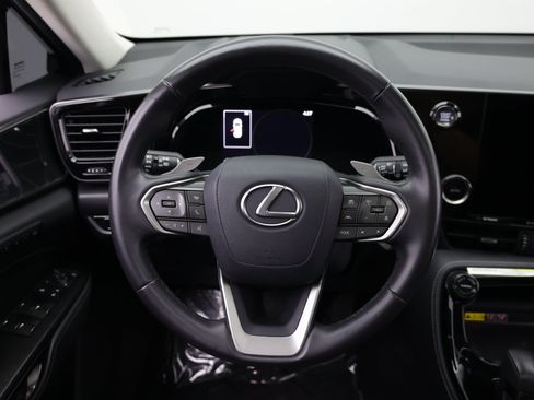 Used 2025 Lexus NX 250 FWD w/ Towing Package (2000 Lbs) image 33