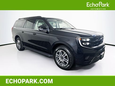 Used 2025 Ford Expedition Max Active AWD/4WD image 1