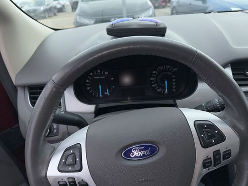 Used 2013 Ford Edge SEL FWD image 12