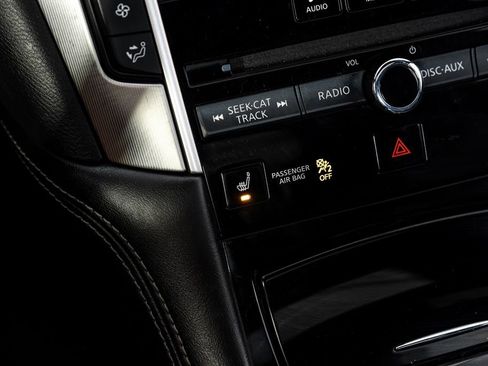 Used 2019 INFINITI Q60 3.0t Luxe w/ Essential Package image 20