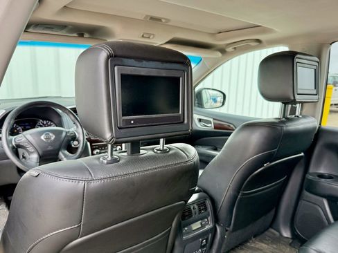 Used 2014 Nissan Pathfinder Platinum w/ Platinum Premium Package image 13