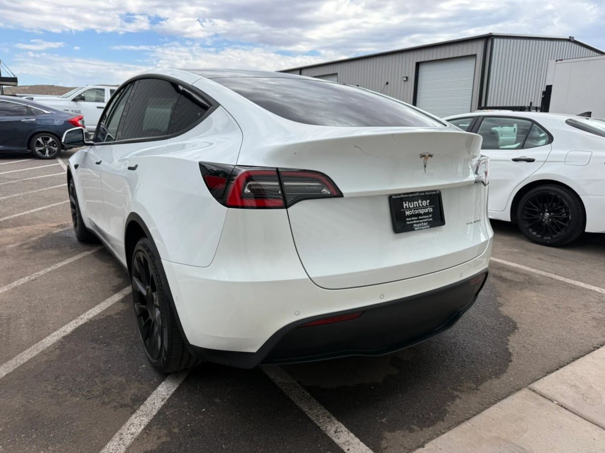 Used 2021 Tesla Model Y Long Range AWD/4WD image 5