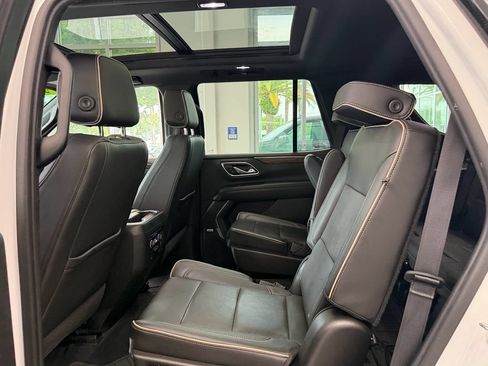 Used 2021 Chevrolet Tahoe Premier w/ Premium Package RWD image 14