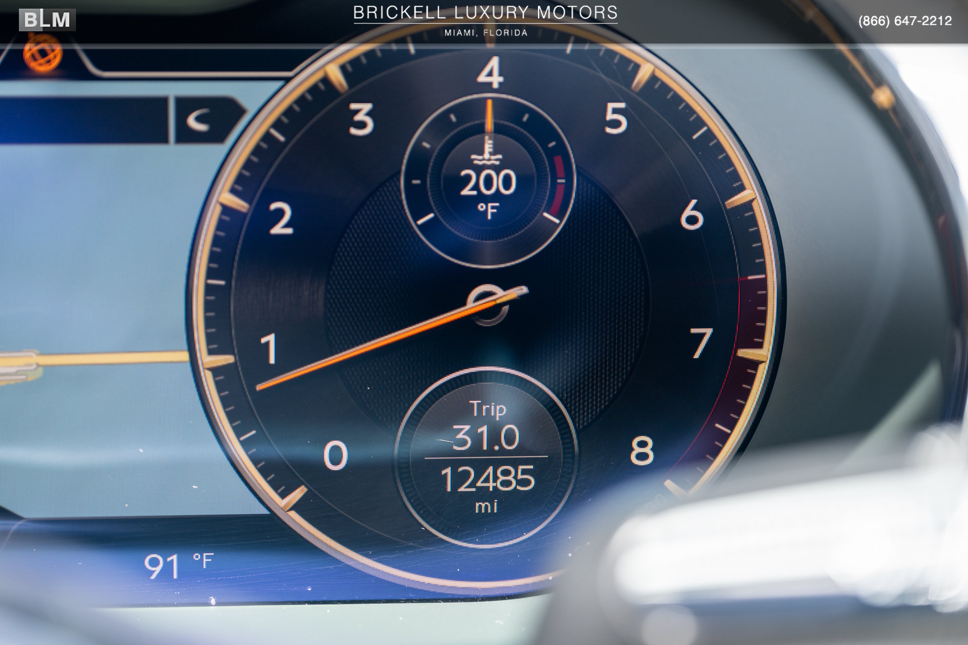 Used 2024 Bentley Flying Spur V8 AWD/4WD image 48