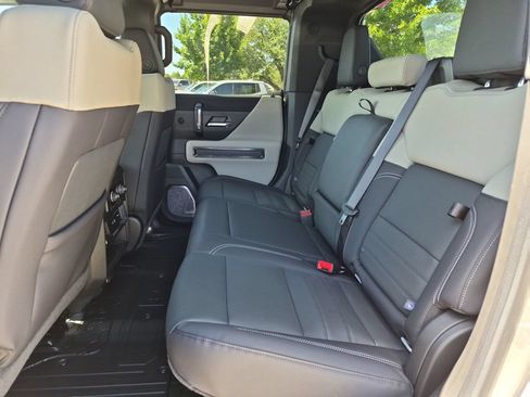 New 2026 GMC Hummer EV 4x4 Crew Cab w/ LPO, Dark Essentials Package image 34