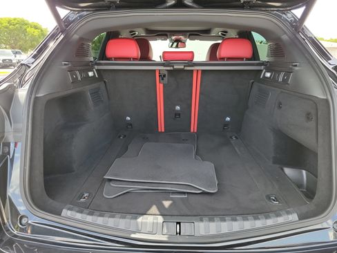 Used 2023 Alfa Romeo Stelvio Sprint RWD image 11