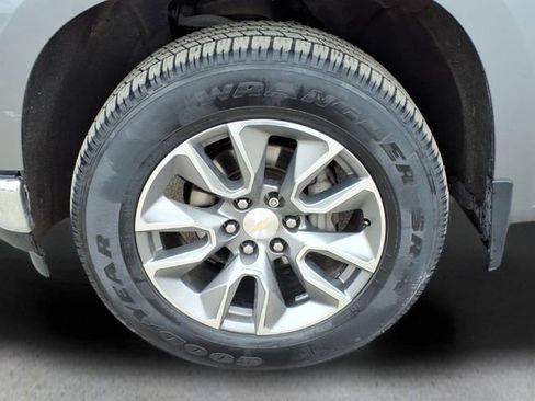 Used 2022 Chevrolet Silverado 1500 LT image 10