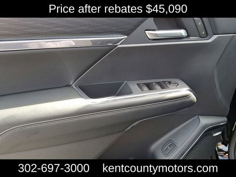 New 2026 GMC Acadia Elevation image 13