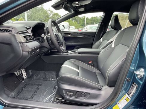 Used 2026 Toyota Camry SE FWD image 16