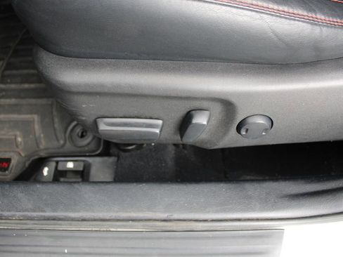 Used 2015 Toyota Camry SE FWD image 22