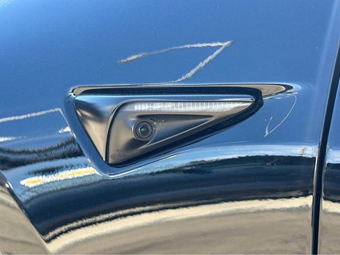 Used 2023 Tesla Model 3 Standard Range image 35