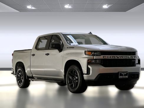 Used 2022 Chevrolet Silverado 1500 Custom w/ LPO, Blackout Package image 6