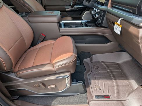New 2026 Ford F250 4x4 Crew Cab Super Duty image 31