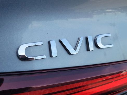 Used 2025 Honda Civic Sport image 22