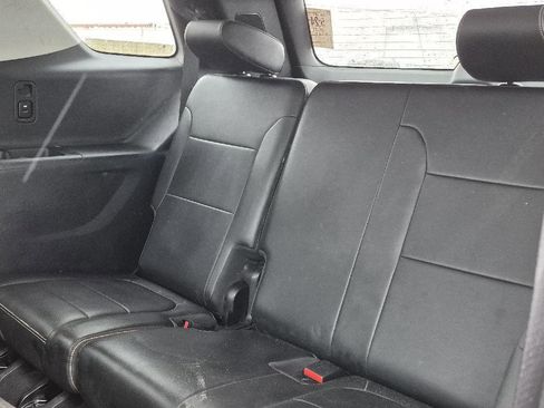Used 2021 Chevrolet Traverse RS AWD/4WD image 8