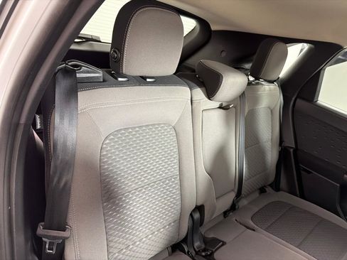 Used 2020 Ford Escape SE image 23