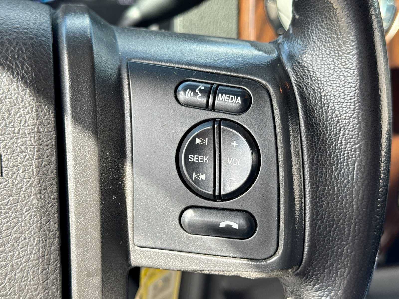 Used 2015 Ford F250 Lariat w/ Lariat Ultimate Package AWD/4WD image 24