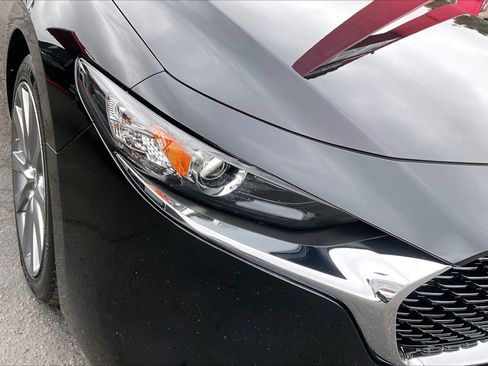 Used 2025 MAZDA MAZDA3 s FWD image 26