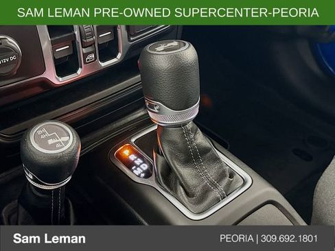 Used 2024 Jeep Wrangler Sahara w/ Technology Group image 17