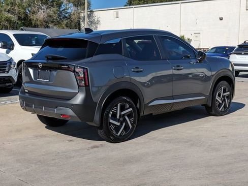New 2026 Nissan Kicks SV w/ SV Premium Package FWD image 5