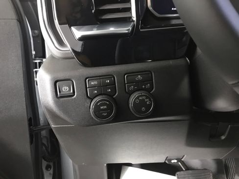 New 2026 Chevrolet Silverado 1500 LT image 25