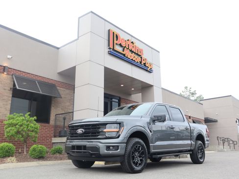 Used 2026 Ford F150 XLT w/ Equipment Group 302A MID AWD/4WD image 37