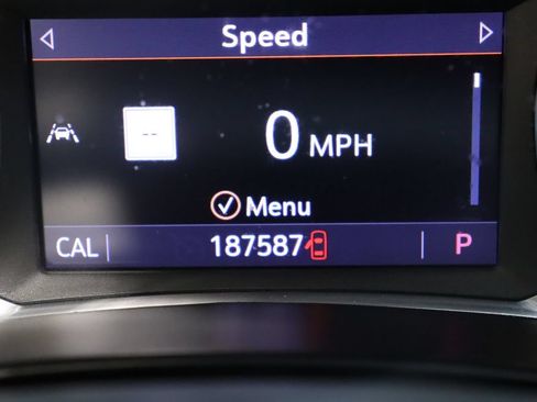 Used 2020 Chevrolet Equinox LT FWD image 43