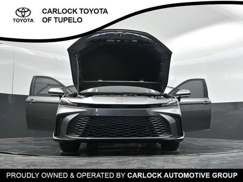 Used 2026 Toyota Camry SE w/ Convenience Package FWD image 39