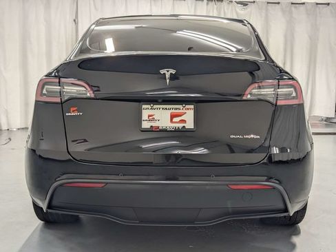 Used 2020 Tesla Model Y Long Range AWD/4WD image 24