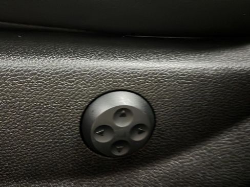 Used 2012 Mercedes-Benz C 300 C 300 Luxury w/ Premium 1 Pkg image 19