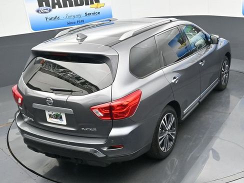 Used 2020 Nissan Pathfinder Platinum image 28