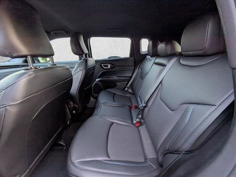 New 2026 Jeep Compass Latitude AWD/4WD image 17