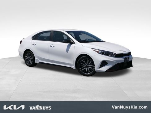 Used 2023 Kia Forte GT-Line w/ GT-Line Technology Package FWD image 1