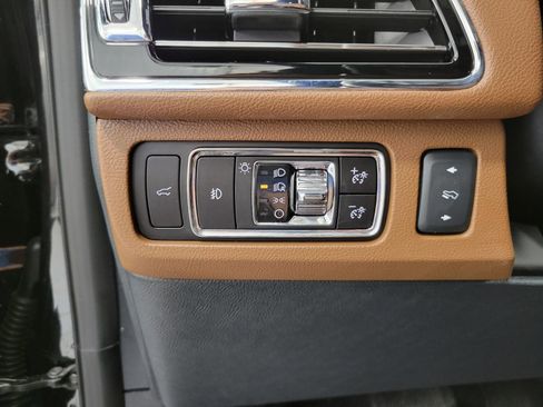 Used 2023 Lincoln Navigator Reserve AWD/4WD image 39