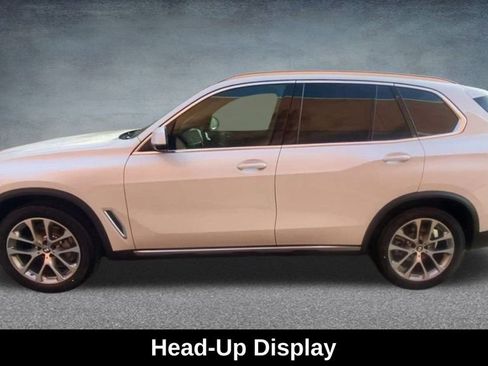 Used 2023 BMW X5 xDrive40i w/ Premium Package image 15