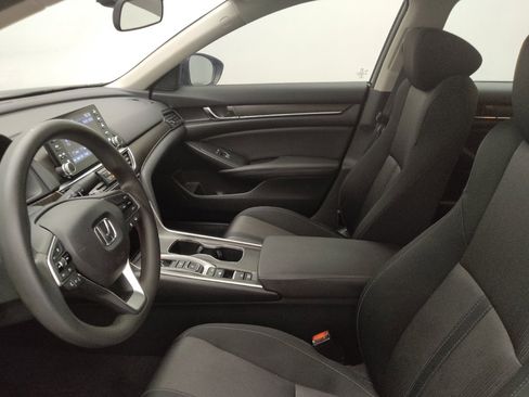 Used 2020 Honda Accord EX image 17