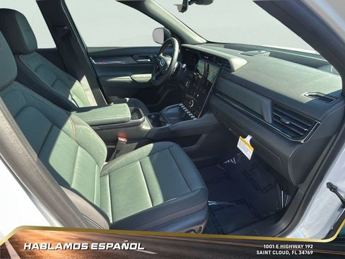 New 2026 GMC Terrain AT4 w/ Convenience Package III image 38