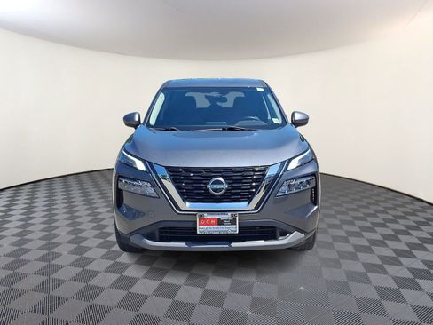 Used 2023 Nissan Rogue SV AWD/4WD image 3