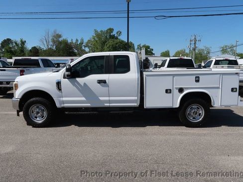 Used 2018 Ford F350 XL image 2