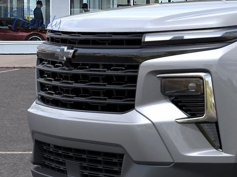 New 2026 Chevrolet Traverse LT w/ Midnight/Sport Edition AWD/4WD image 13