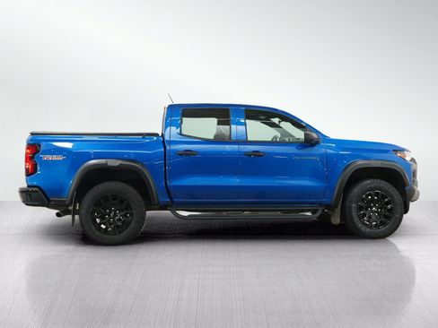 Used 2024 Chevrolet Colorado Trail Boss w/ Advanced Trailering Package AWD/4WD image 7